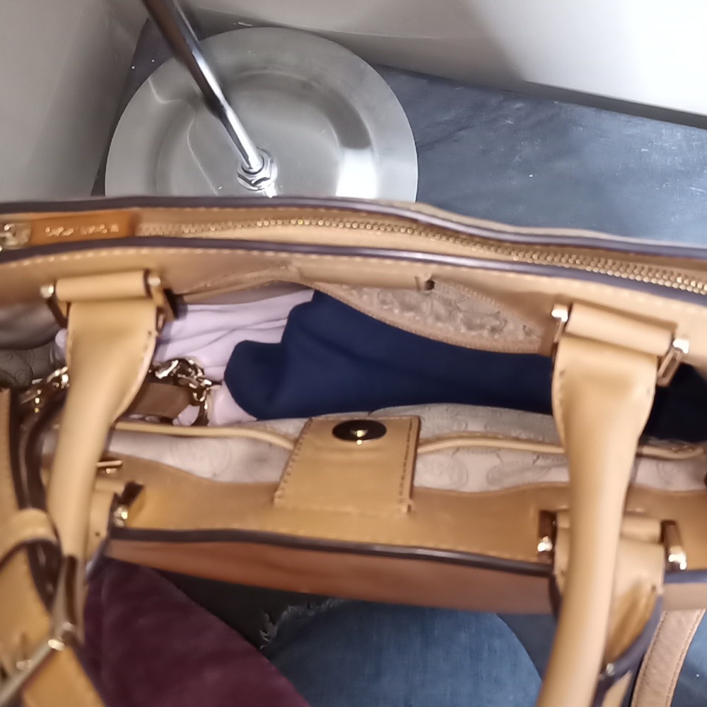 Michael Kors Carmel Tan leather Satchel Shoulder Crossbody Bag Multi-Pocket - Picture 10 of 14